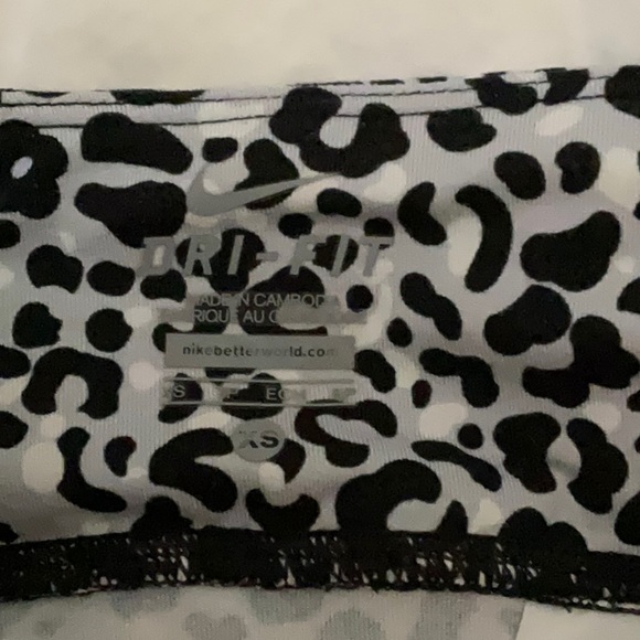 Nike Dri Fit running tights - Picture 2 of 5